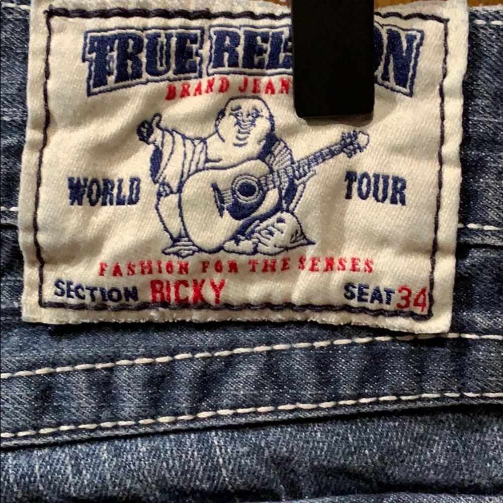 True Religion Men’s “Ricky” Bootcut Jeans. - Picture 3 of 6